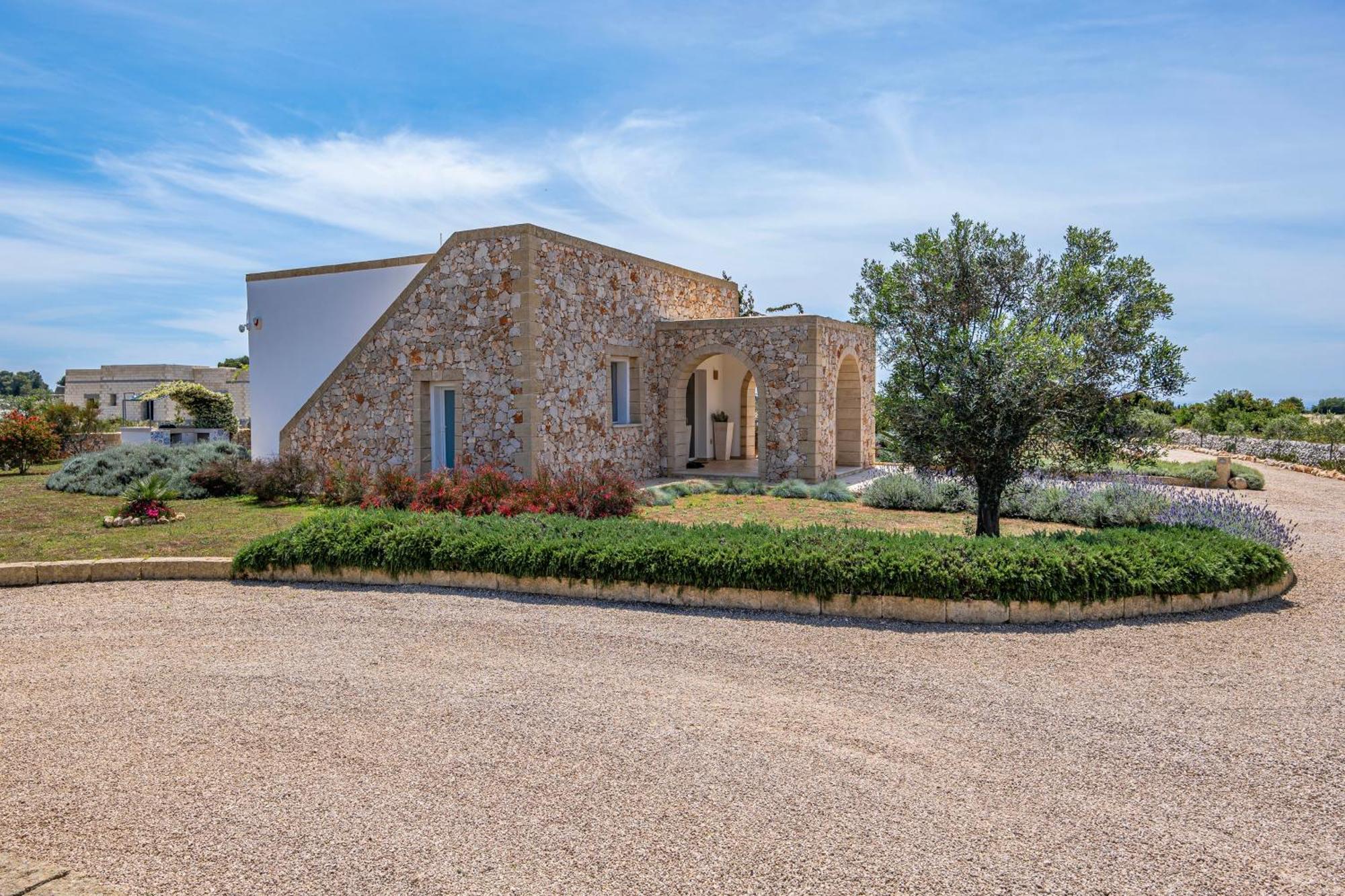 Leukos, dimora di charme Villa Salve Bagian luar foto